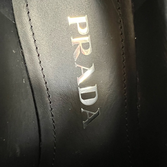 Authentic Prada loafers - Picture 5 of 10
